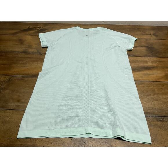 Lululemon Swiftly Short Sleeve Shirt Mint Green Size 10 - Picture 9 of 10